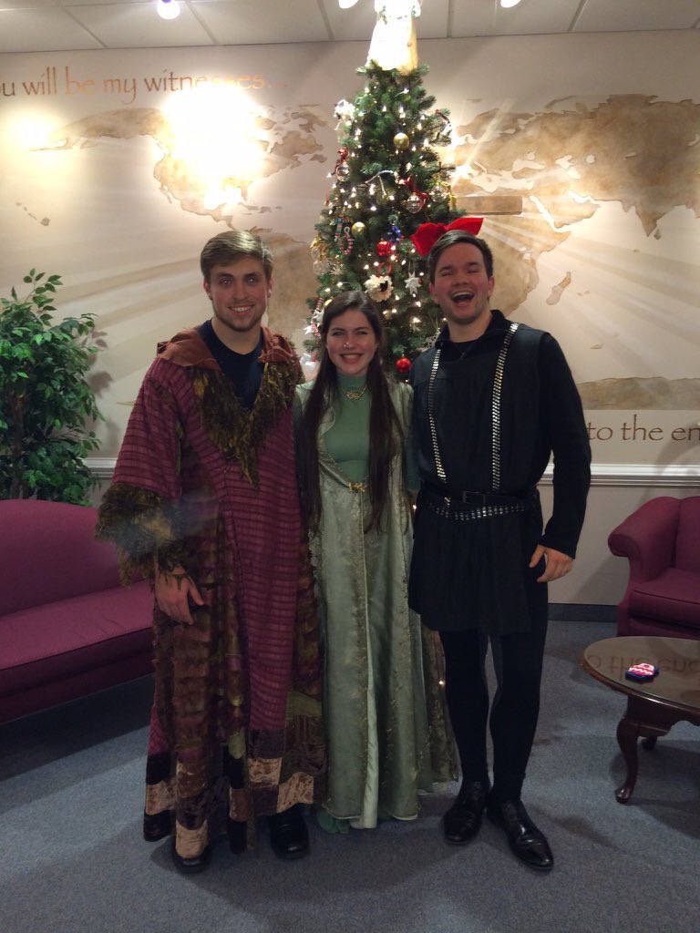 __lmh's tweet photo. third &amp; final madrigal dinner with these two this is fine i'm really ok
ps peep them glo ups :,-) https://t.co/wa198amSop