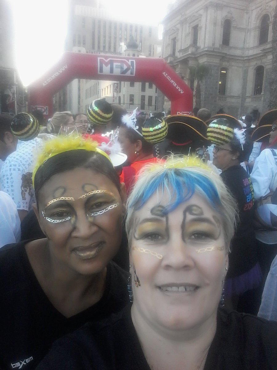 BrookiesD's tweet photo. @RyanOConnorZA had fab time @ Twilight Walk with my friend Sarah&crew frm Van Dyck Carpets #TwilightRun2016 https://t.co/nDV421nMia