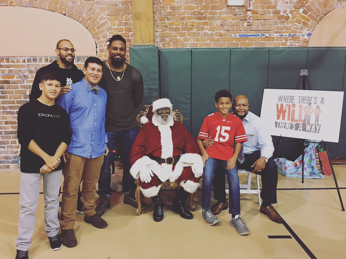 sonofasaintorg's tweet image. Will Smith's friends are keeping his holiday gift give away going. See our  boys w/ @Saints @camjordan94 @dmcallister26 @edeballa  #RIPWill