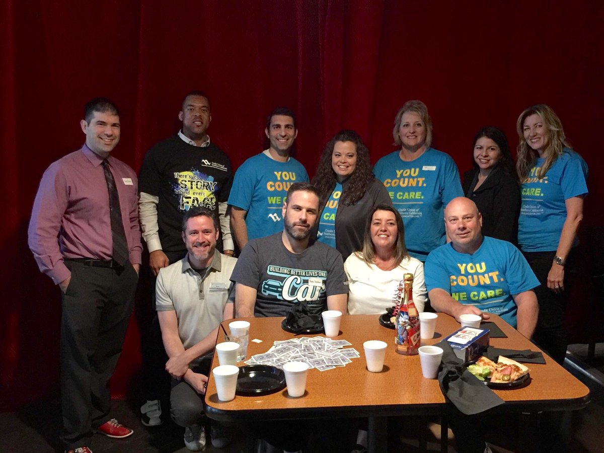 CUSoCal's tweet photo. Team #cusocal is having a wonderful time at the #CCULOCChapter bowling mixer tonight! #strikesandspares https://t.co/6ePcMHb2JB