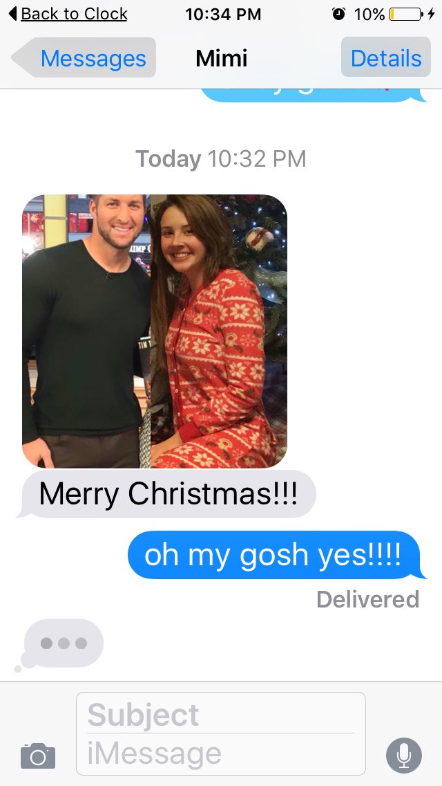 gracciiee07's tweet photo. 😻😻😻 lol I told her I wanted Time Tebow for Christmas... https://t.co/XBWbrmgZiJ