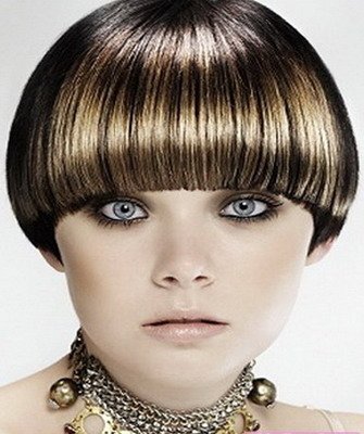 algoldes's tweet image. Когда попросил, чтобы подстригли под горшочек
Ожидание vs реальность 
Или только Эзре идет горшочек 
#фантастическиетвари #гриндевальд