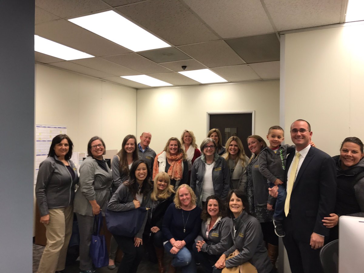 Principal Powell presented to <a href="/SRVUSD1/">SRVUSD</a> Board of Education tonight. Community involvement, dedicated staff &amp; higher test score were praised!