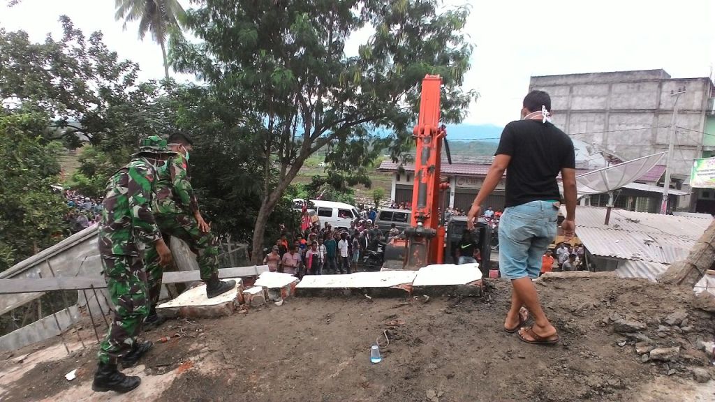 acehkita's tweet photo. (Update) Korban Meninggal Jadi 30 Orang, Lebih 300 Dirawat di RSU Sigli https://t.co/VFhyv8hSIk https://t.co/b07HpzeE3r