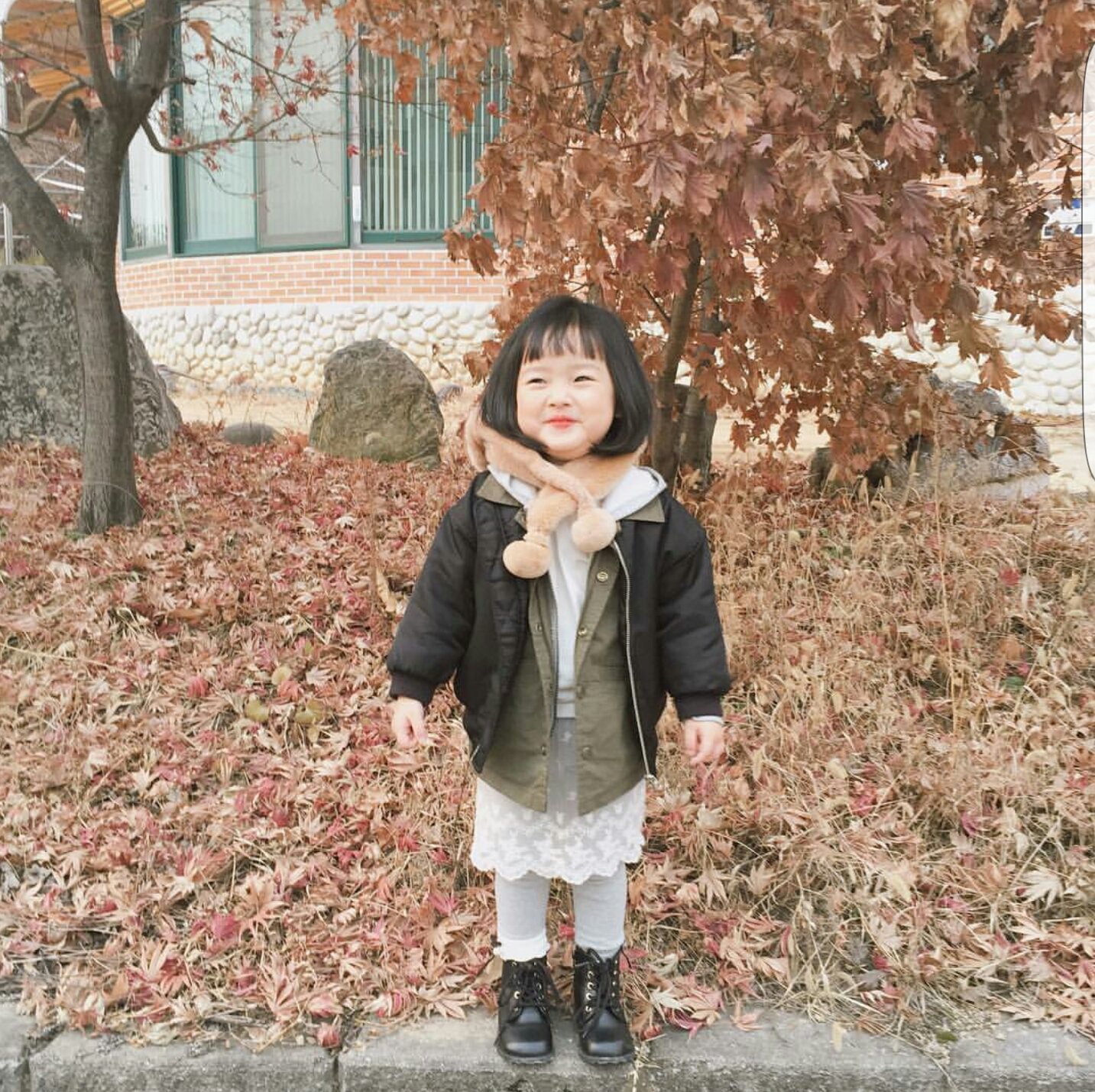 ほっぺ触りたくなる クォンユリ 권 율이 ほっぺ触りたくなる クォンユリ 권 율이