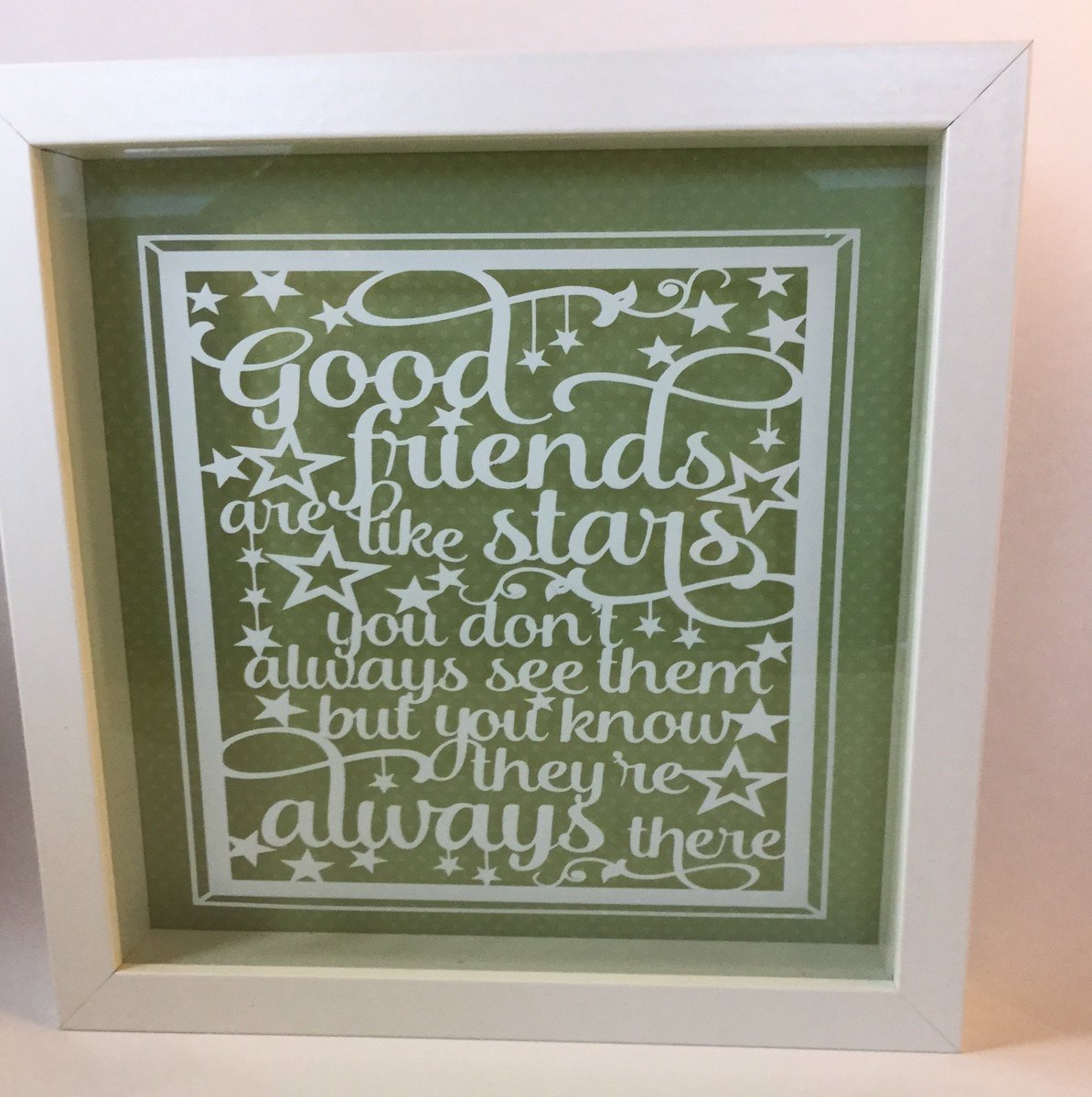 Lilybels2's tweet photo. Good Friends are Like Stars. #friendship #vinylframe https://t.co/Fbvk2hMtS1 https://t.co/Q7xypMuIj3