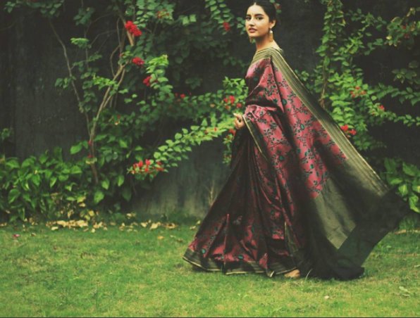 Make a grand appearance with this <a href="/ekayabanaras/">Ekaya</a> #saree. A vision so beautiful and unforgettable. #ekayadiaries #ekayabanras #sarinotsorry