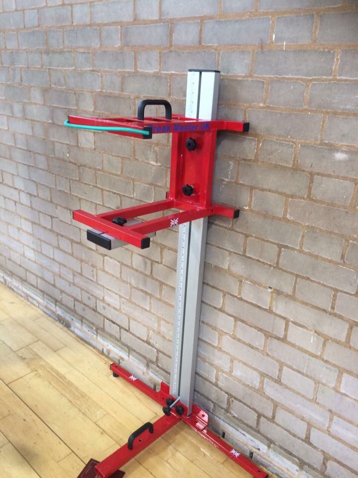 breakmasteruk's tweet image. 2017 we will be taking this on tour #martialarts #taekwondo schools, we will bring it to your classes and let you try it out for #free