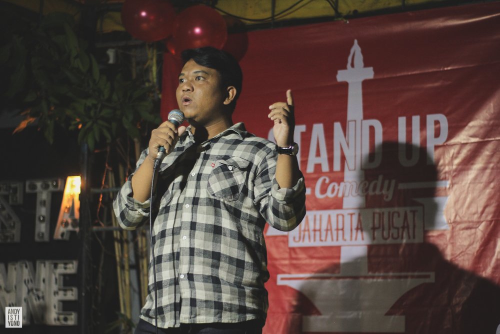 Battle. Comic ke-7, Ipin dari <a href="/StandUpIndo_BKS/">Standupindo Bekasi</a>. Mukanya bingung mulu. 😁 <a href="/StandUp_JktPus/">#TawaAwalPekan</a> #anniver5aryJktPus