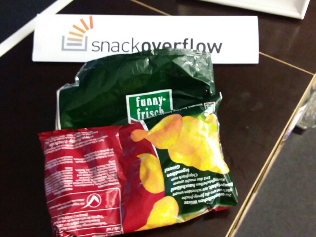 diebarschlampe's tweet image. Die Hamburger Kollegen haben Humor. #snackoverflow
