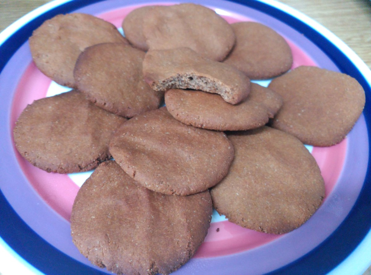 Fit_Namm's tweet photo. #fitness #fit #Cooking #cookies #biscuits #galletas #cacahuete #peanutbutter #peanutcookie #Health #HealthyEating #healthyfoodforlife https://t.co/o1bKMNn395