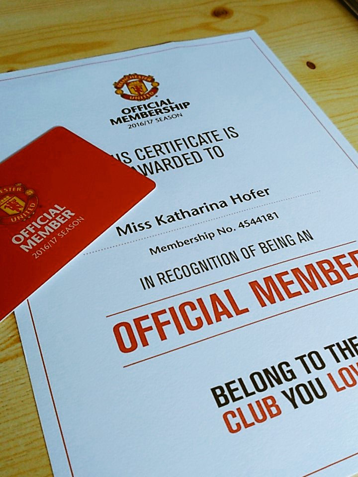 just___kathi's tweet photo. Wort des Tages: Offical Member @ManUtd #holidayseason #PremierLeague @manuel__ST https://t.co/EDgvCU29JV