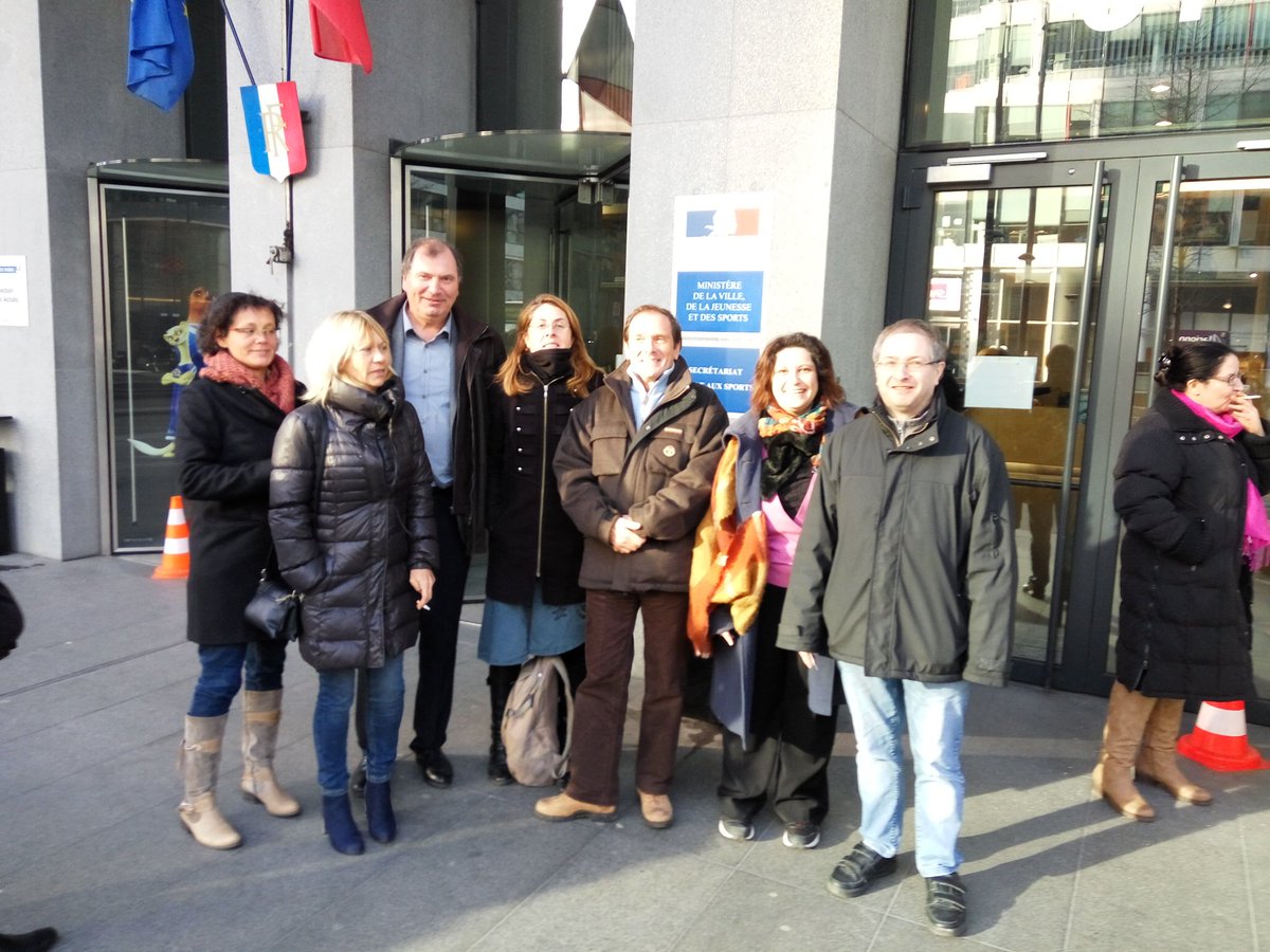 DrissSamy's tweet photo. #DreamTeam @UNSA_Education reprise des travaux du #CTMJS #PòleEducatif https://t.co/1lCFuJ0kwt