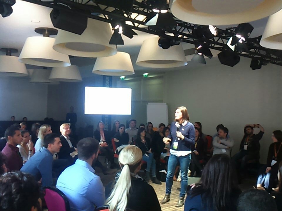 ptiweb's tweet photo. C'est bientôt l'heure de lancer le pitchmotion ! @nodatweet #makestorming https://t.co/dLYYrMeR2P