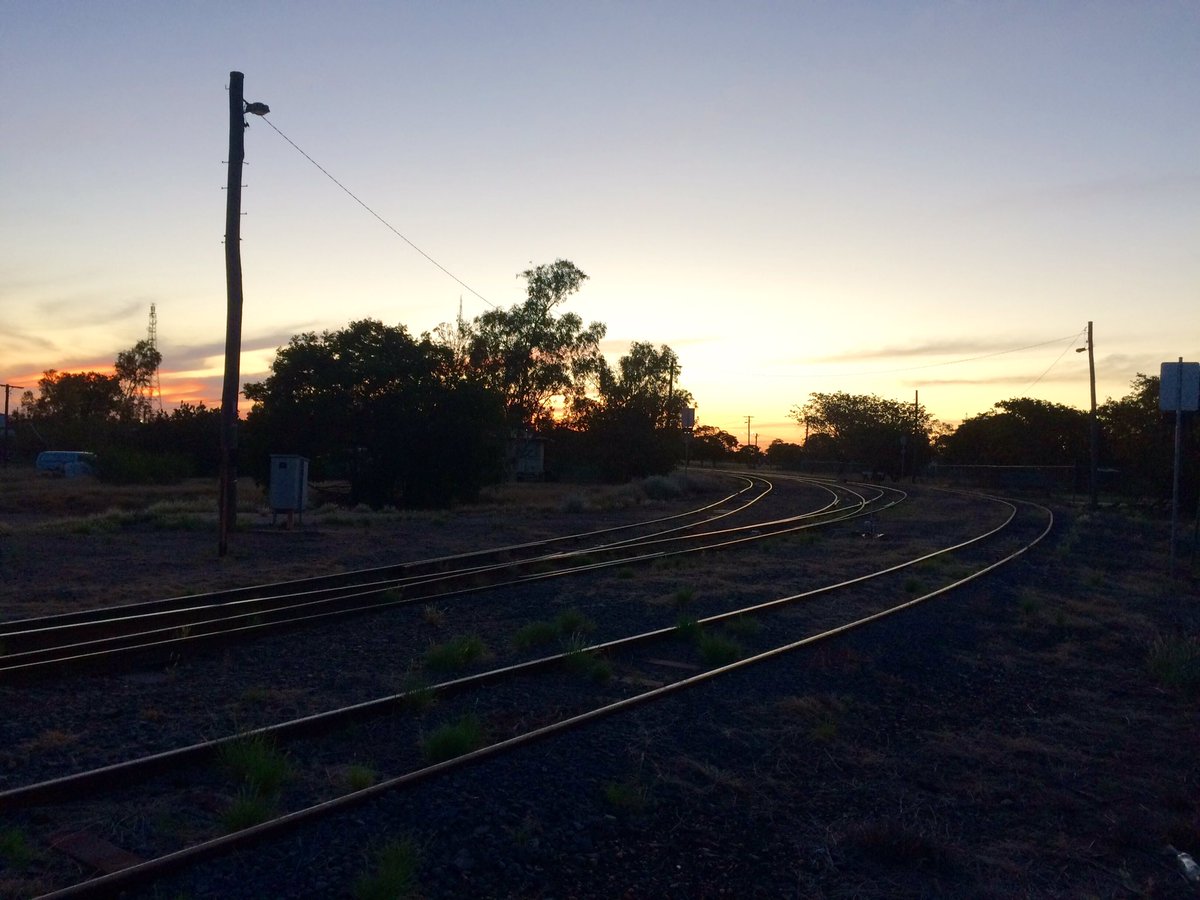 #sundowner #Hughenden #ribbonofsteel #ironhorses #giddyup <a href="/TahnQLD/">Tahna Jackson</a> <a href="/BurdenDominic/">Dominic Burden</a> <a href="/AgForceQLD/">AgForce Queensland</a> @brizvegasajf