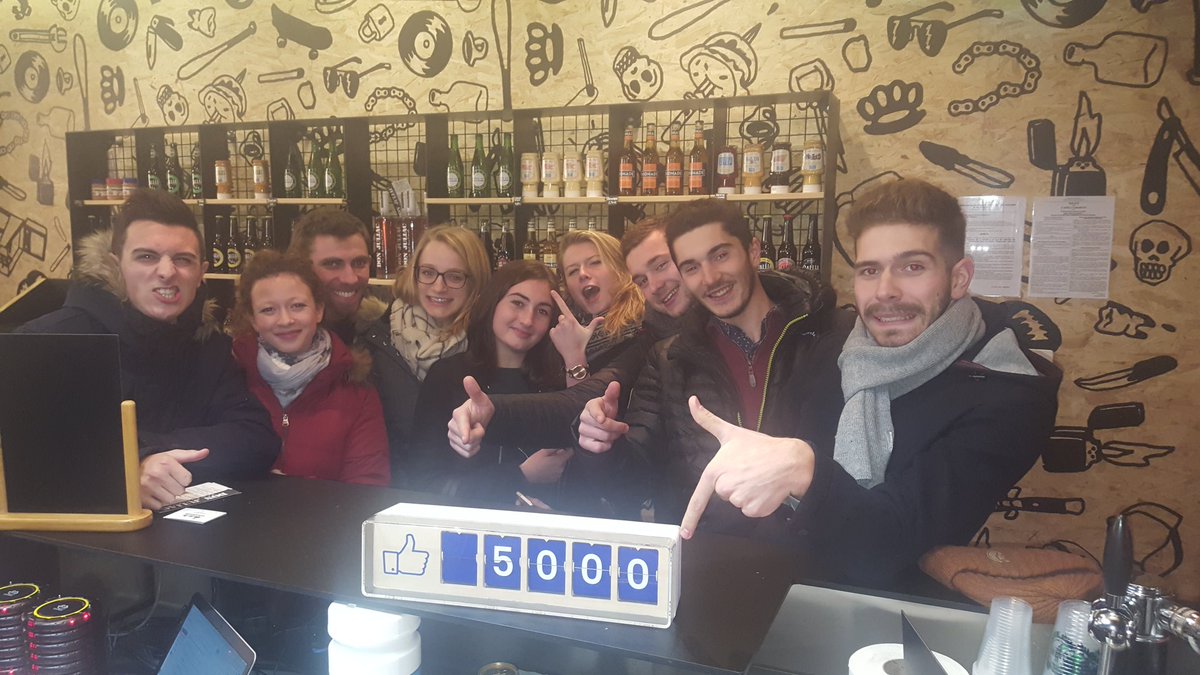 5 000 likes sur la page Facebook de VOYOU Delicatessen ! Cimer :D !