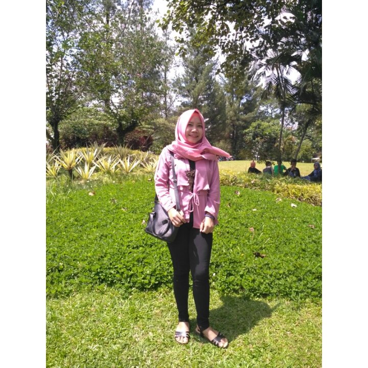 Fitria Santika tweet media