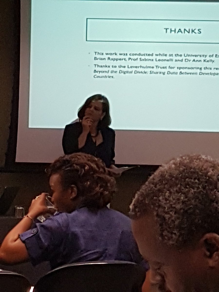 VosterMuchenje's tweet photo. Ina facilitating #AfricanOpenScience discussion @ASSAf_Official @SAYAS_SA @UFH_AnimalSci @jahular @SAJAS_IEC @Reziek_zee @eznart @Zimmysoji https://t.co/IN1zpqY7nr