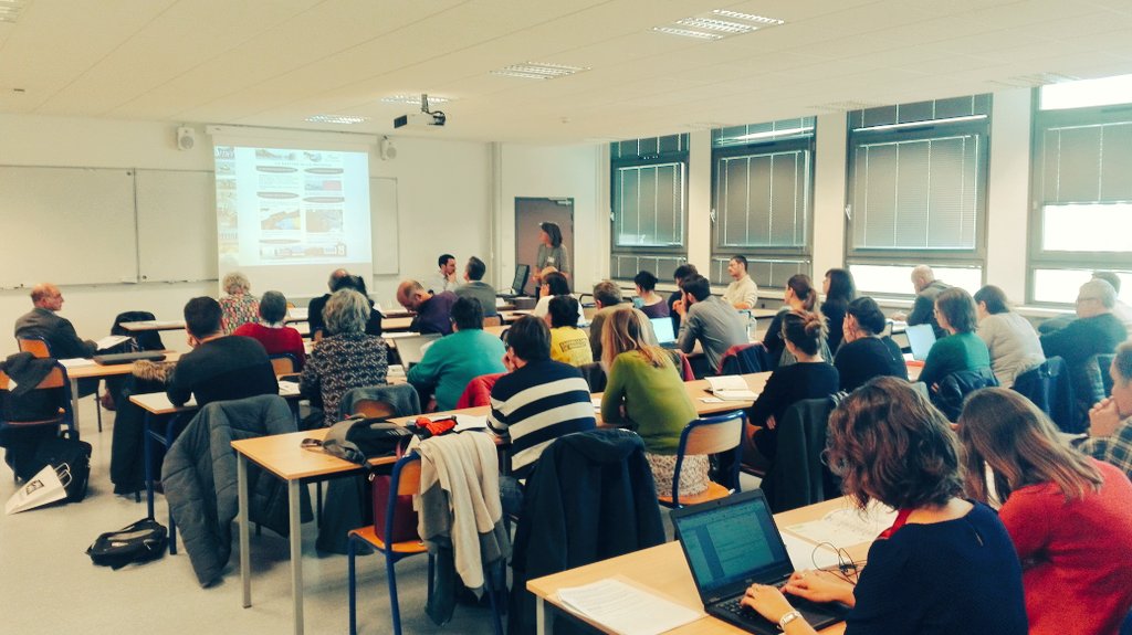Globeditions's tweet photo. En direct des ateliers des Rencontres Normandes pour échanger, réfléchir ensemble avec le regards de nos reporters du Neubourg #rndd2016 https://t.co/DeX8OFlCHc