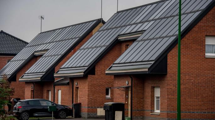 thetimes's tweet photo. More than a million solar panels have been installed around the world but they may not be as green as you think
https://t.co/32P90BaSYm https://t.co/pT66JHiewu