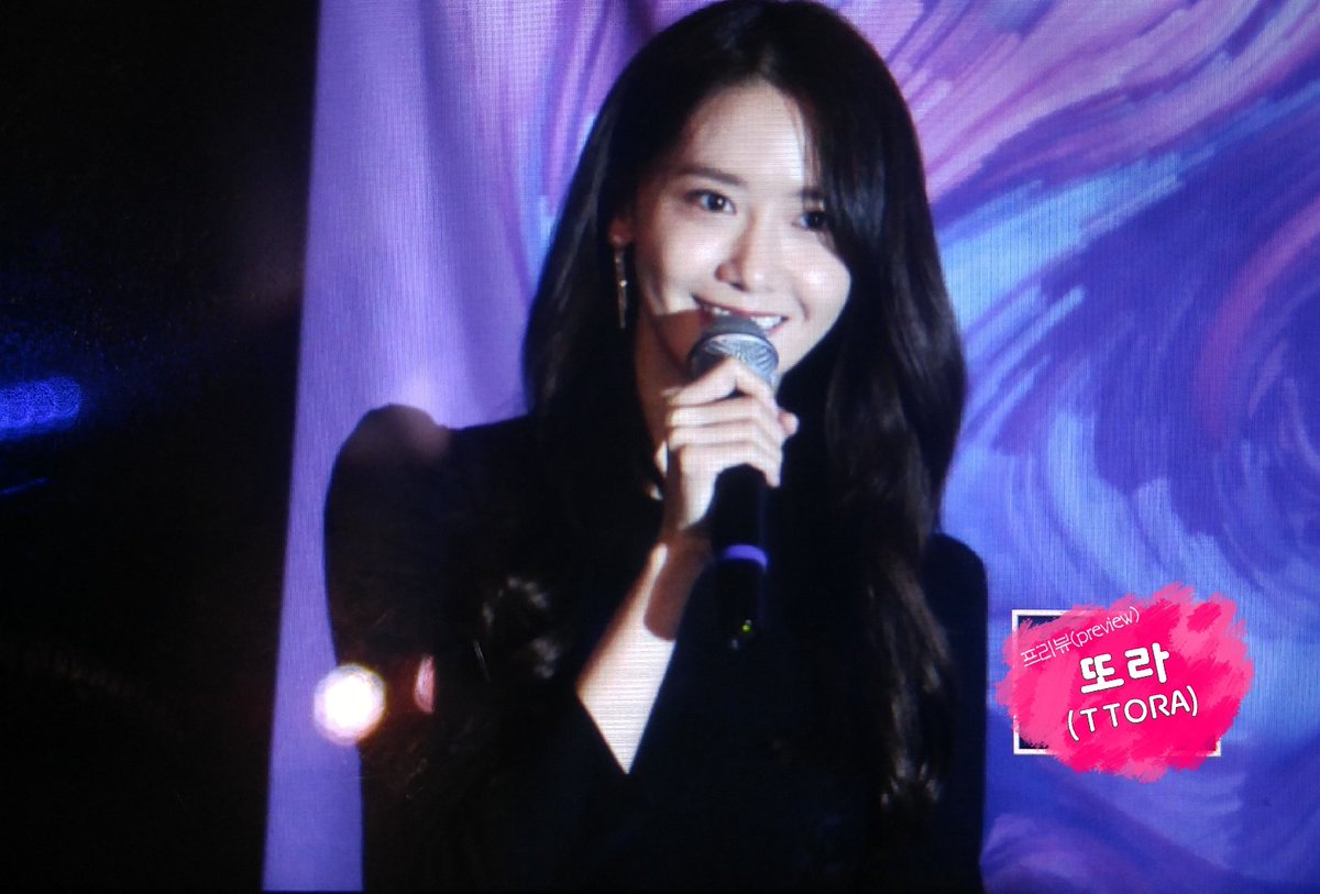 [PIC][07-12-2016]YoonA đảm nhận vai trò MC cho "2016 WOMEN IN FILM KOREA FESTIVAL" tại Art Nine vào tối nay CzEUTUVVQAAHu8N