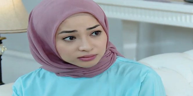 SCTV's tweet photo. Apa ya jawaban Naila soal perasaannya terhadap Fachry? Yuk ikuti kelanjutan #NailaSCTV sekarang! https://t.co/nt6bti5KXQ