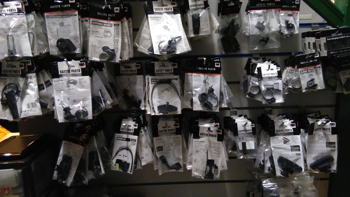 GeoHallsCycle's tweet image. #allsorted @CatEyeBicycle @ZyroCycling CatEye #light #computer spares
