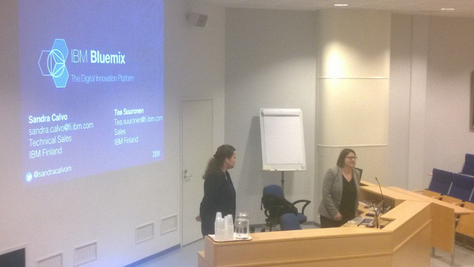 prizztech's tweet photo. '@IBM #konenäkö'päivä #Robocoast-yrityksille @Sataedu, mukana @CimcorpOy #Sataservice #Retco #Sermatech @SatakunnanAMK  @TampereUniTech https://t.co/bsbYADkTfT
