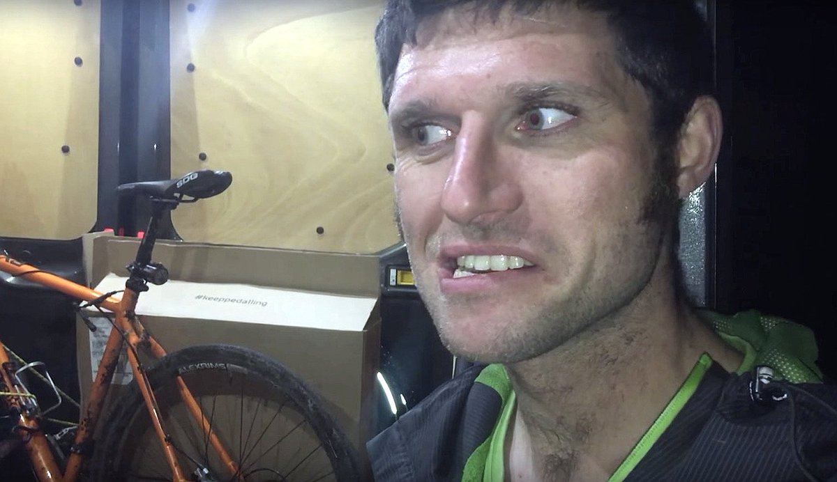 roadcc's tweet photo. Video: Guy Martin's latest mad adventure: aiming fore a new round-Britain record: 4,800 miles in 21 days
#cycling
https://t.co/hUIRjydzZ9 https://t.co/IpTCf3goD1