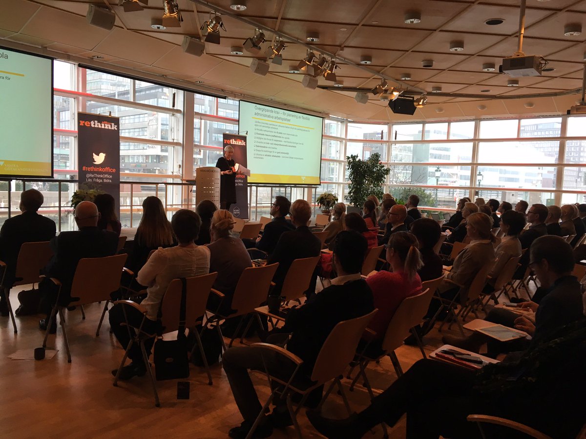 ReThinkOffice's tweet image. På #RethinkOffice: @sodraalvsborgss om etablerandet av neutrala/jämlika samtalsrum &amp;amp; flexibla arbetsplatser inom psykiatrisk sjukvård.