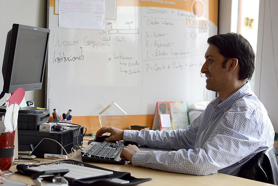 La U.N. premia espíritu innovador de ingeniero de sistemas ift.tt/2gbBEj4