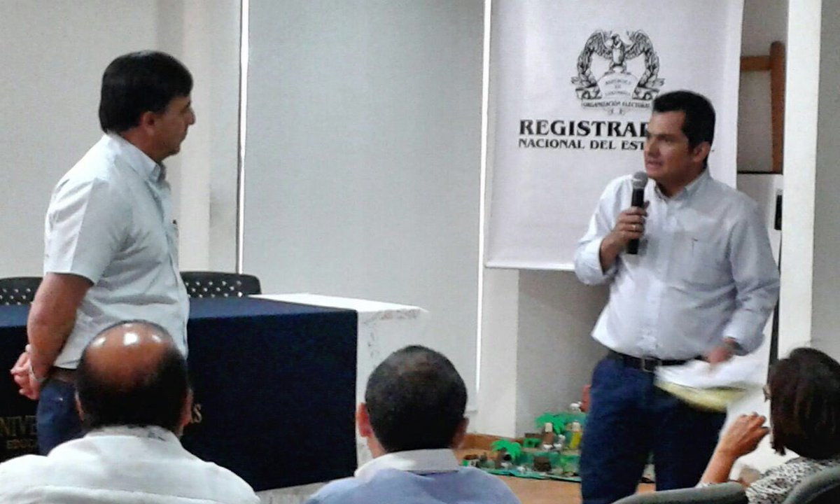 PersoneriaVpar's tweet photo. Personero @ponchitocampo acompaña Rendición de Cuentas de Registrador @jcgalindovacha en @Valledupar_Col https://t.co/qCQeZxcuwO