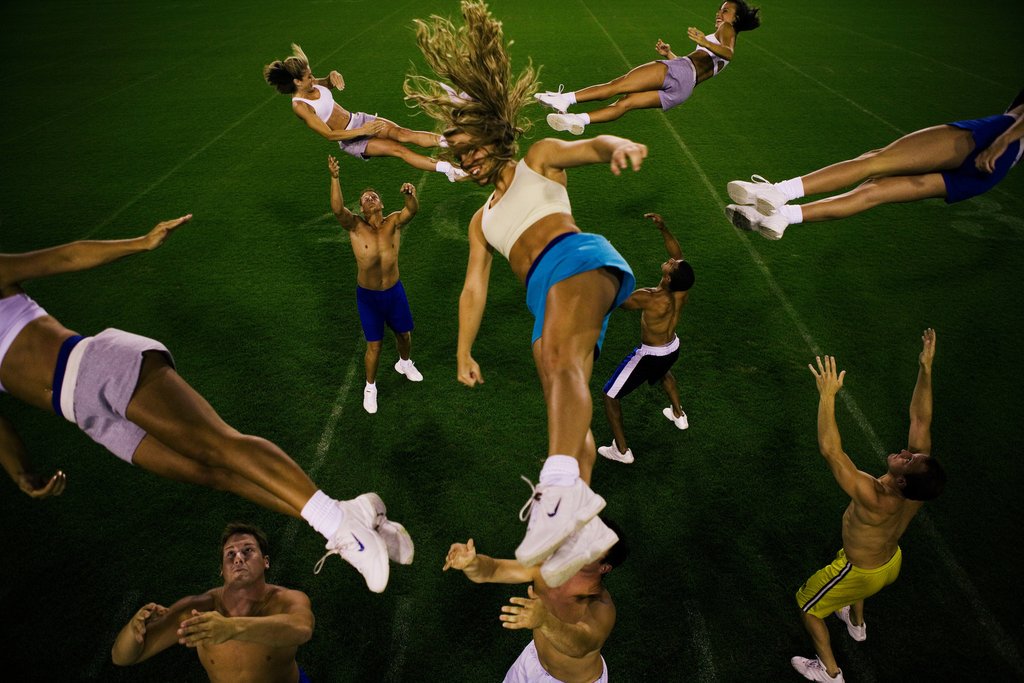 Cheerleaders, Lexington, KY, 2005. Photo by @joachimladefoge / <a href="/VIIPhoto/">The VII Foundation</a>. Buy the print now! vii.agency/winter-jl