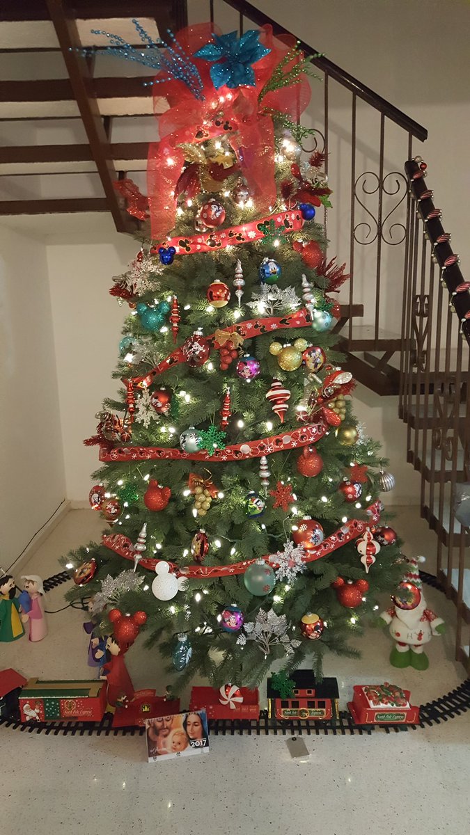 MayraGarduno's tweet photo. #ventaneatuarbol @AtaSarmi @jimenachoco @DaniBisogno Saludos 😘😘😘 https://t.co/dlVGV6YhHf
