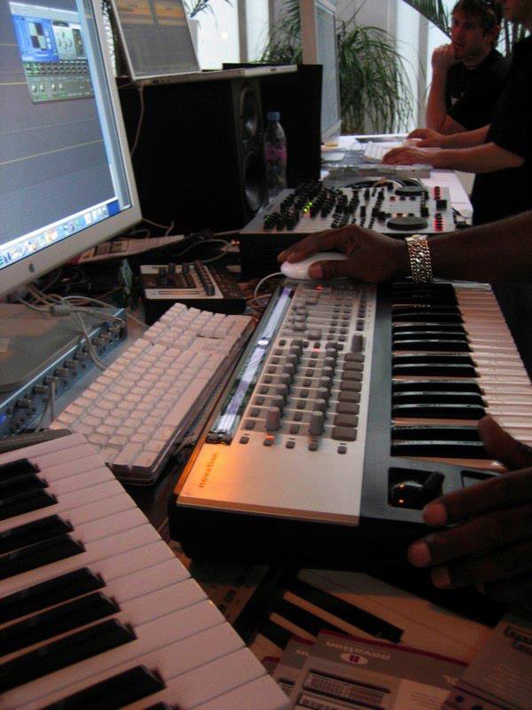 Logic Pro Help tweet media