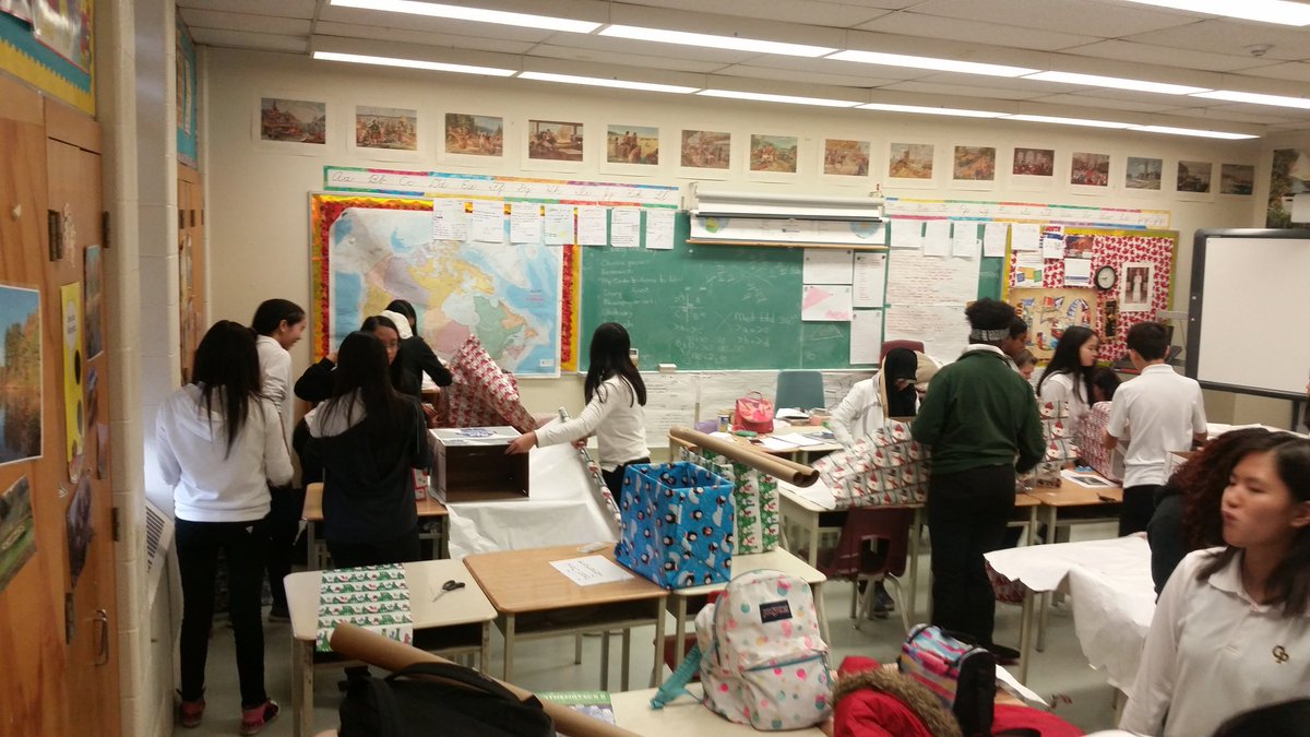 JenNewby (@msjennewby) on Twitter photo Oakdale Park Workshop elves putting together the donations for North York Harvest Food Bank. # Christmas #oakdaleparkms <a href="/nyhfb/">North York Harvest</a> Oakdale Park Workshop elves putting together the donations for North York Harvest Food Bank. # Christmas #oakdaleparkms <a href="/nyhfb/">North York Harvest</a>