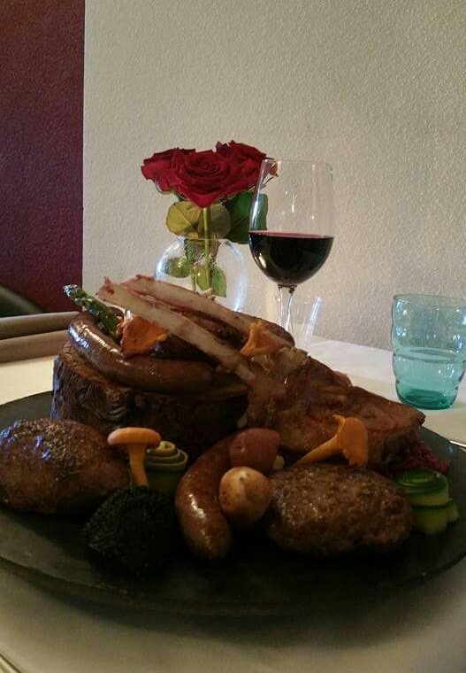 Alpacavlees van Meat Alpaca verkrijgbaar bij <a href="/kalteraardbeien/">Annet Kalter</a>. Heerlijk vlees <a href="/indeijsseldelta/">In de IJsseldelta</a> . #kerst .