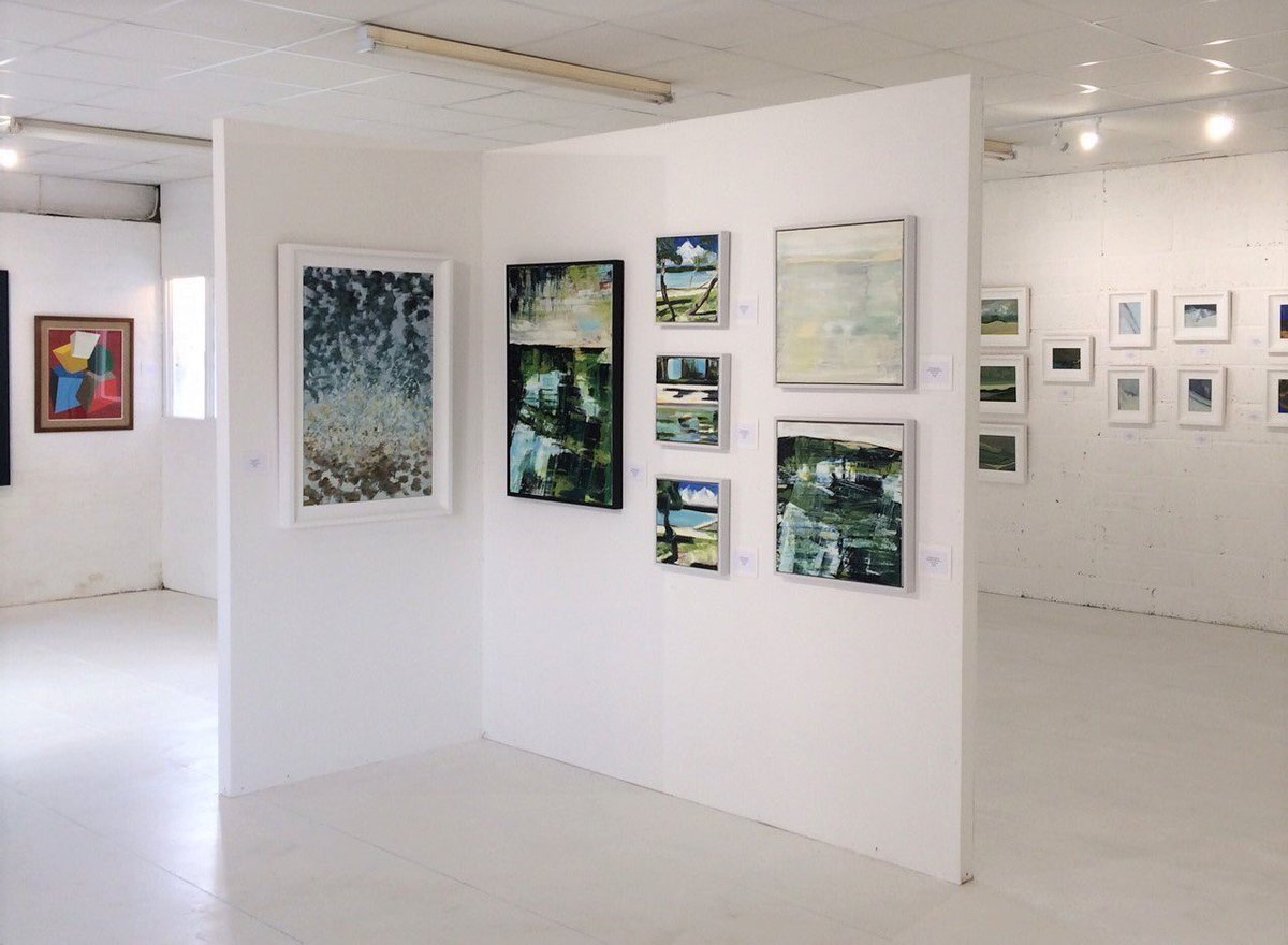 Perfect Christmas present for someone you ❤️ an original painting by super-talented <a href="/Kaelalatham/">Michaela Latham</a> New exhibition at Unit 1 Gallery in Suffolk