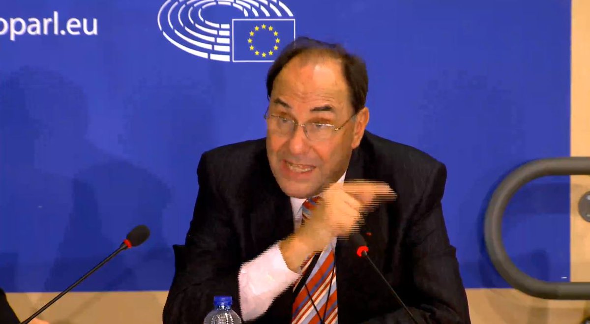 boghche's tweet photo. Quadras: Larijani who defends issuing death penalties4 pol opponents asks Ms. Mogherini 2 stop PMOI/ #MEK activities https://t.co/2LCUUC1ntG