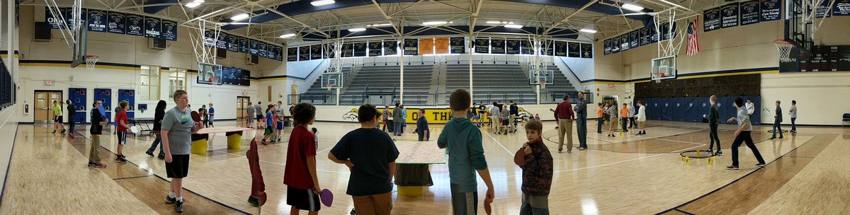 Pasagi and Spikeball