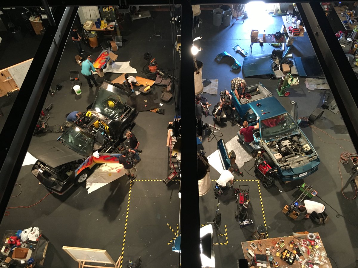 MythBusters: Search tweet media