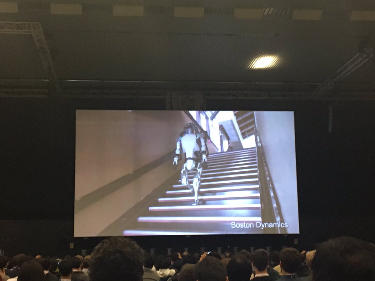 Peter Mika tweet media