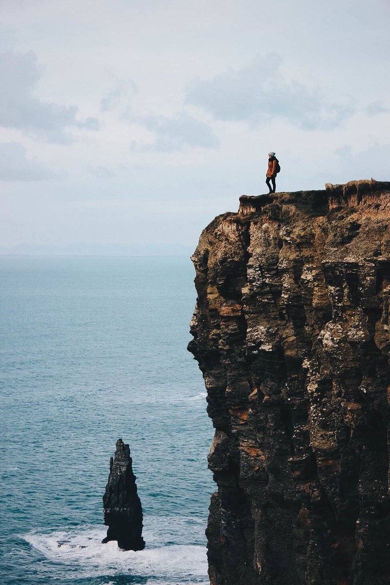 take me to the Cliffs of Moher in Ireland
