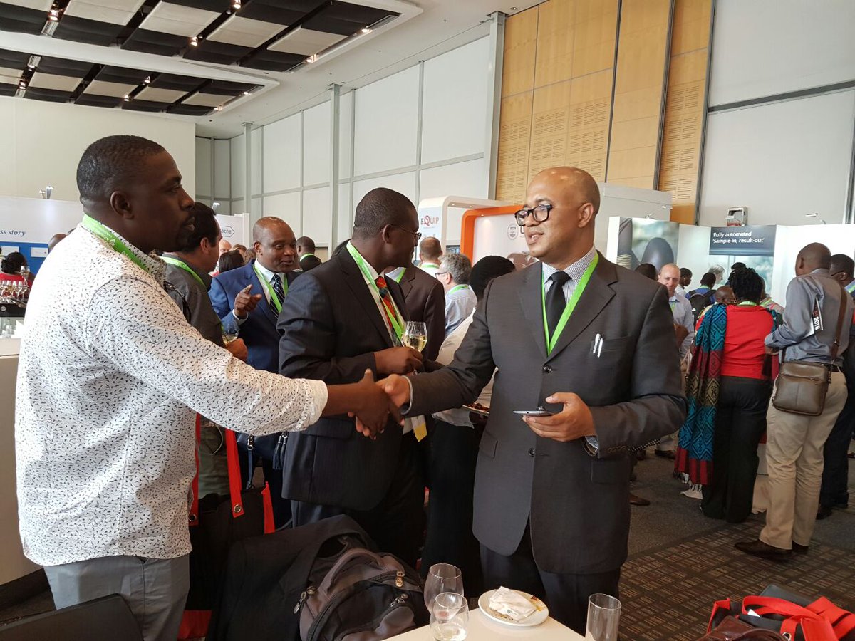 With the HMsH, #Nigeria put up a strong showing at the #ASLM2016 conference in #Capetown. Next one in #Abuja ! #Timetoprepare