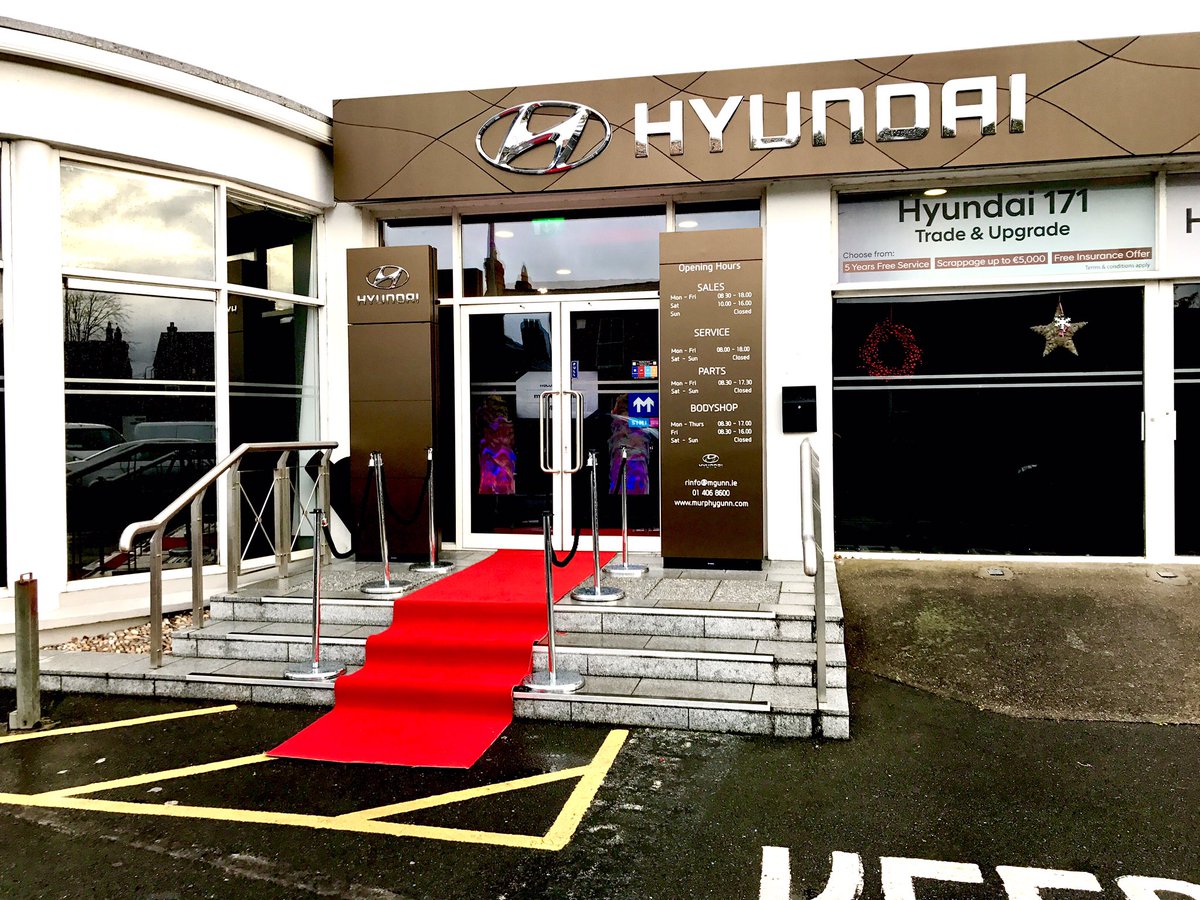 CorporateParty1's tweet image. @murphygunnltd Murphy &amp;amp; Gunn Show Room Setup today #BrandRocket BrandRocket.ie