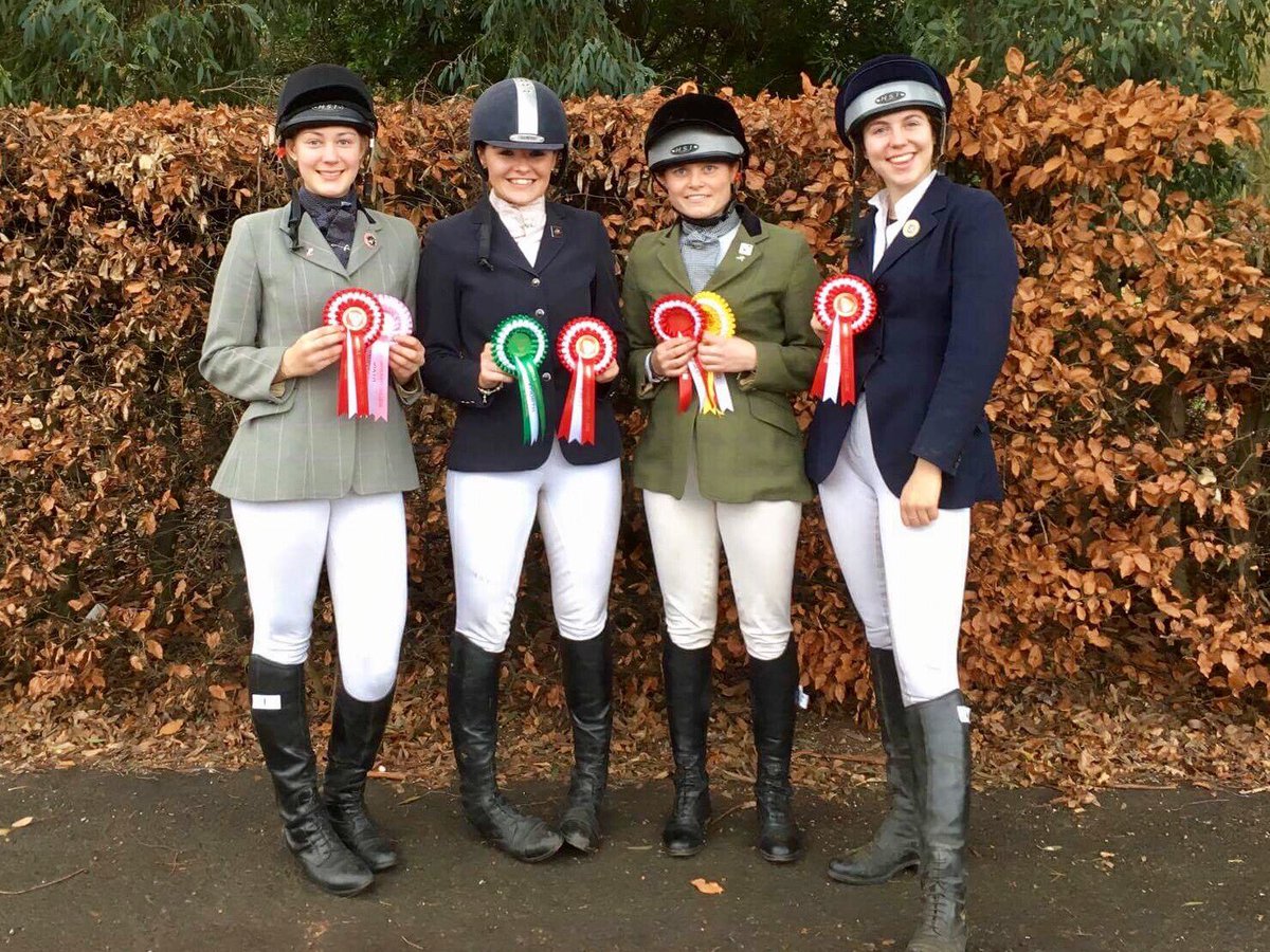 OB_Equestrian's tweet photo. Fantastic win today for our awesome 2nd team 🏆Congratulations to Bella - 6th, Emily - 4th and Antonia - 3rd! 🏆 #wearebrookes #winners https://t.co/PJBmwIOy0N