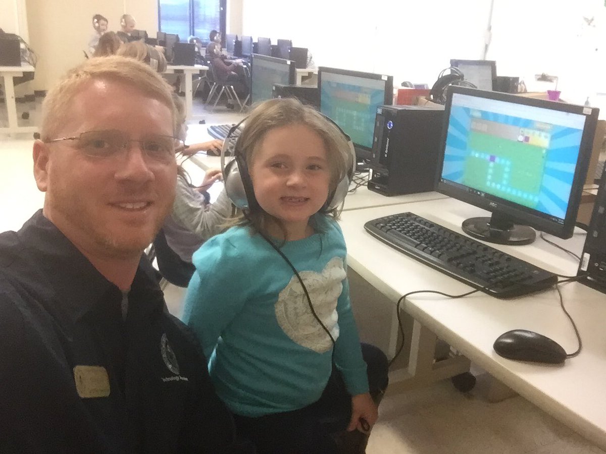 ncsstechguy's tweet photo. Coding with my @HeardMixon superstar! #ncssbethebest https://t.co/lanPE899qn