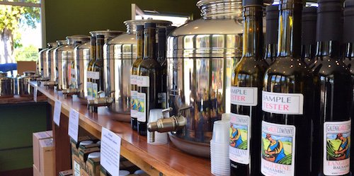 inthemiddlenash's tweet photo. Spice up your cooking with @GalenaGarlic oils, vinegars, &amp; seasonings! Today on the #blog: https://t.co/rpwLNpVYeY #nashville #shoplocal https://t.co/zq5KkomrdX