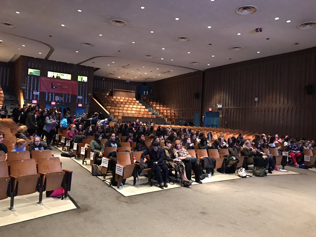 MakerspaceNYC's tweet photo. At New Dorp High School- excited to be talking to 300 girls about careers in tech! #codegirlmovie https://t.co/cfSNrBnBOq