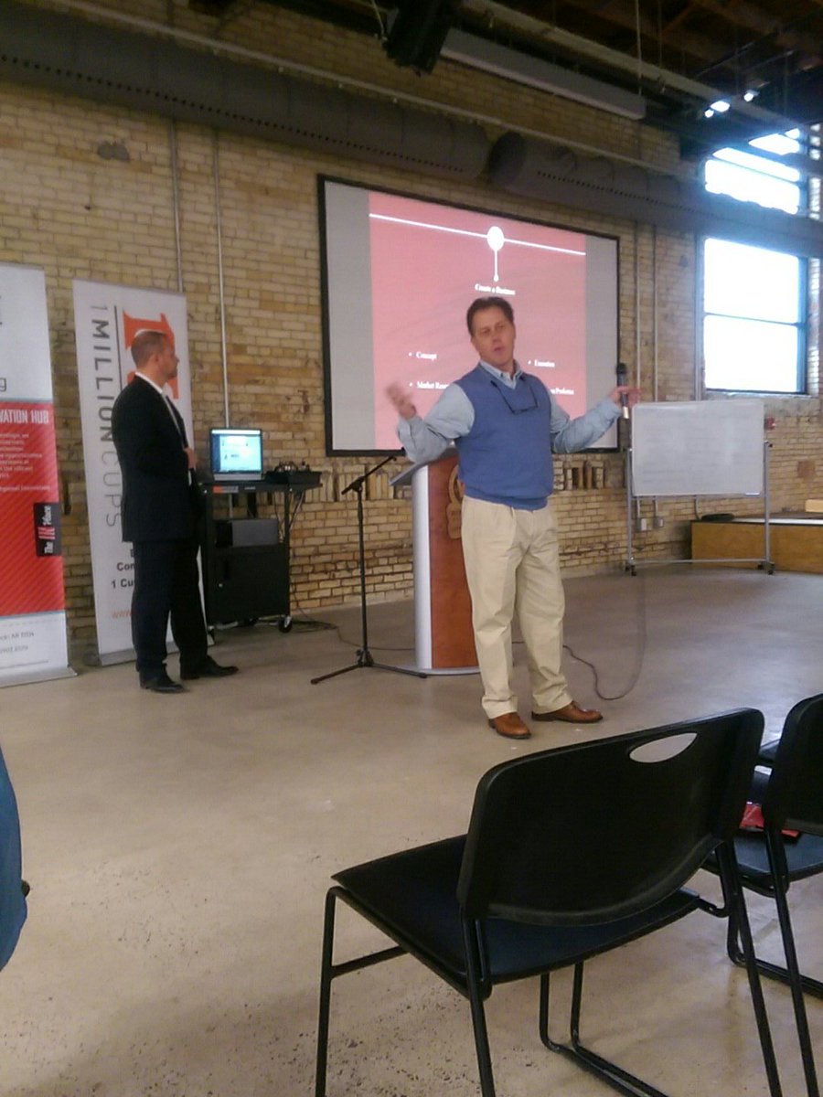 tejones's tweet image. Learning about @OnebancAR at @1MillionCupsLR #1make